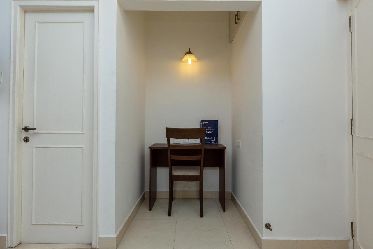 Oyo 23202 Cute Orange Service Apartments 钦奈 外观 照片