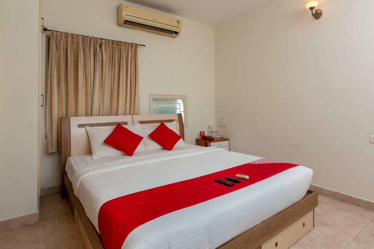 Oyo 23202 Cute Orange Service Apartments 钦奈 外观 照片